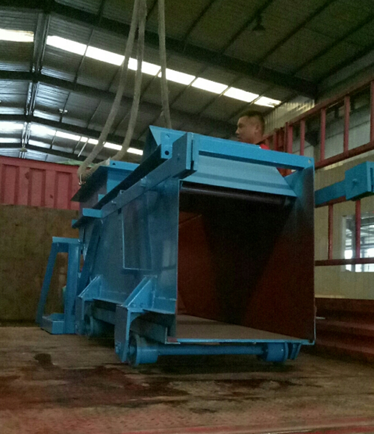 山东矿安生产的K2往复式给煤机装车发货